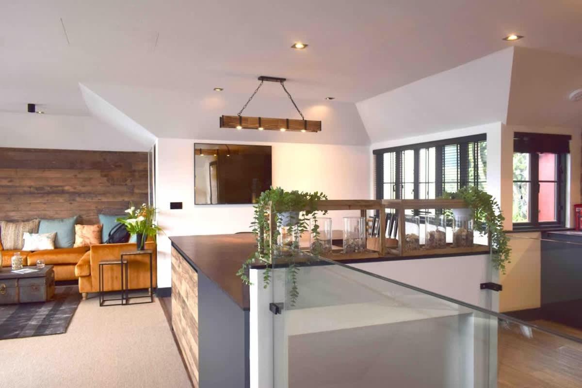 Stunning Waterfront Apartment With Spectacular Views & Parking At 'Captains Loft' Falmouth Exterior photo